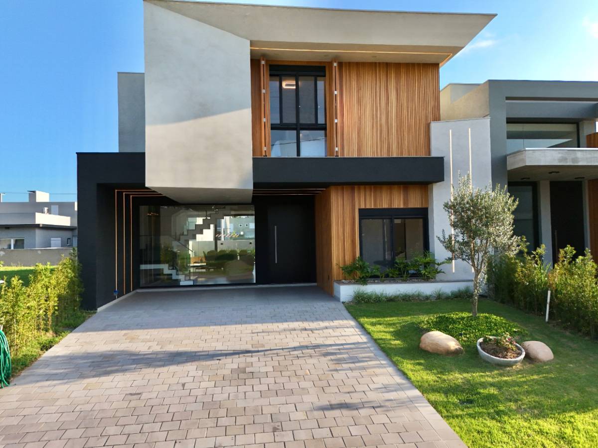 Casa em Condomínio 4 dormitórios em Xangri-lá | Ref.: 7494